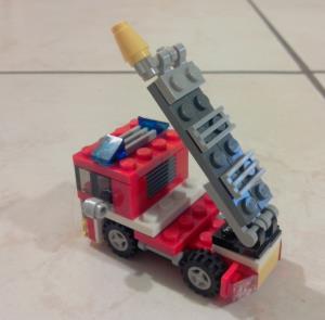 Le mini camion de pompier (04)